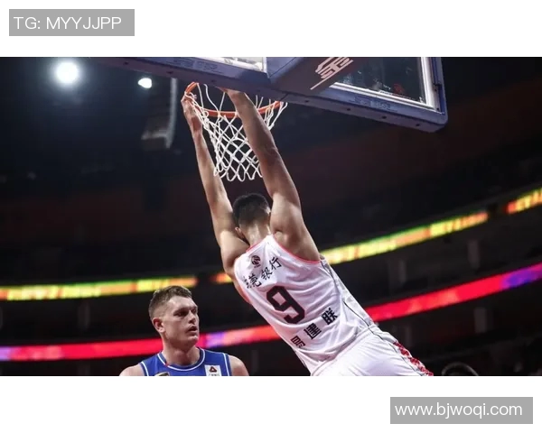 易建联再砍50+,刷新单场得分纪录,引爆球迷热议